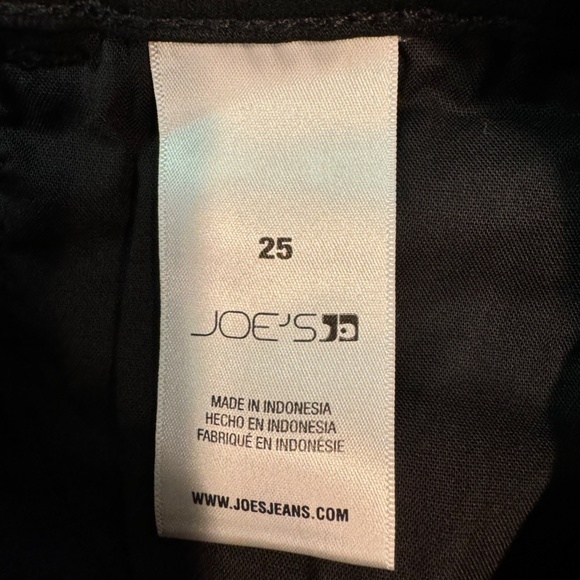 Joe's High Rise Curvy Skinny Jeans - Picture 9 of 9